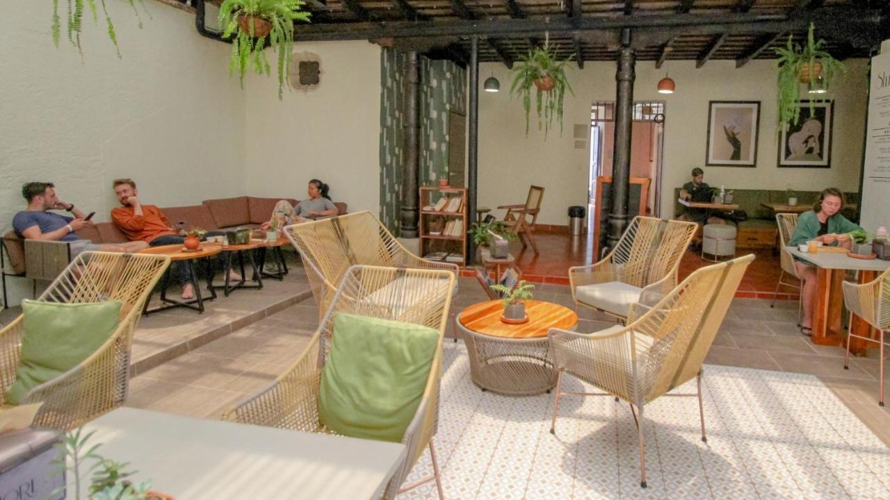 Flore Hostel Antigua Exterior foto